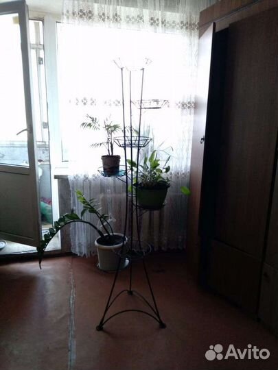 Подставка для цветов