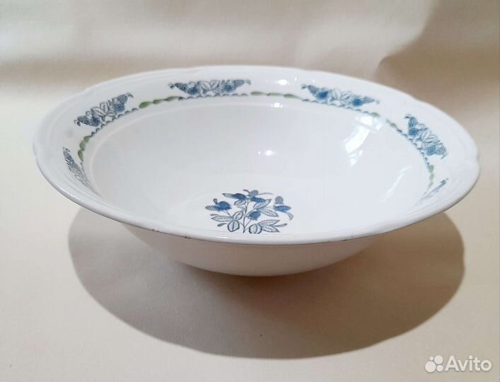 Тарелка салатник