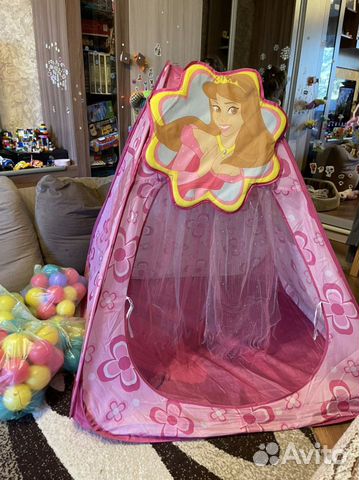 Детская палатка с шариками