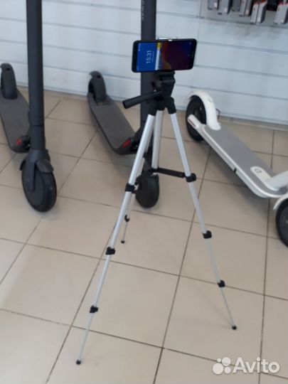 Универсальный штатив tripod 3110 для фото и видео