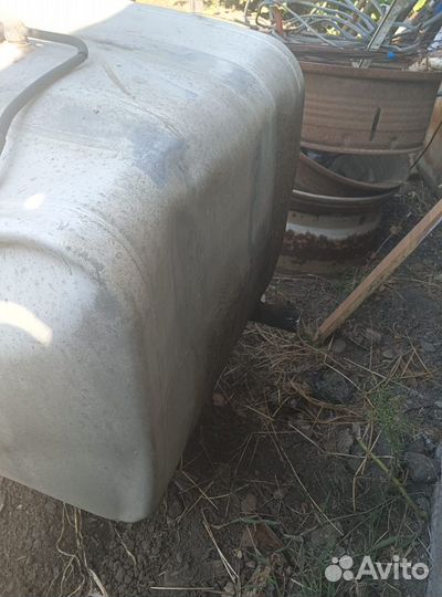 Бак дополнительный Ман Man