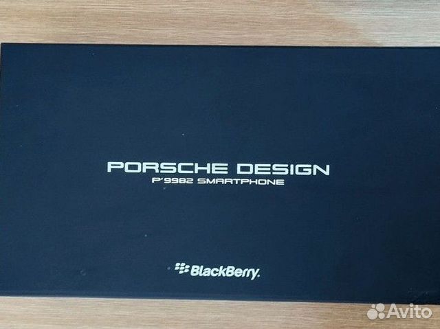 BlackBerry Porsche Design P'9982, 2/64 ГБ