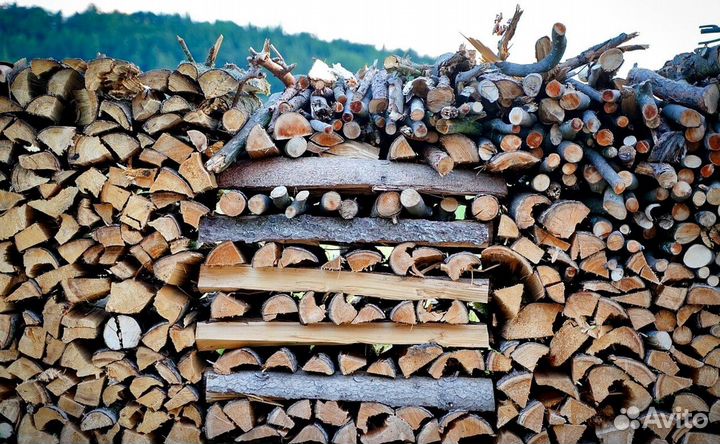 Подсушенные дрова