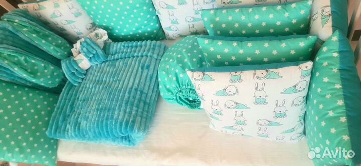 Бортики в кроватку