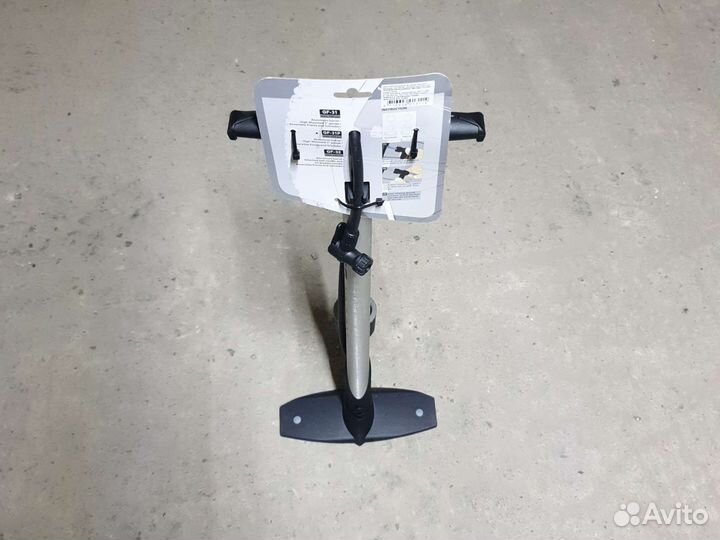 Напольный насос с манометром giyo GF31P, 11 атм