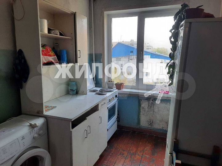 Комната 13,8 м² в 3-к., 5/9 эт.