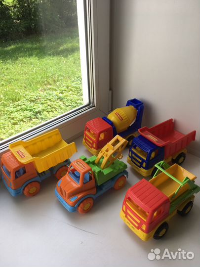 Машина, трактор, экскаватор, бульдозер