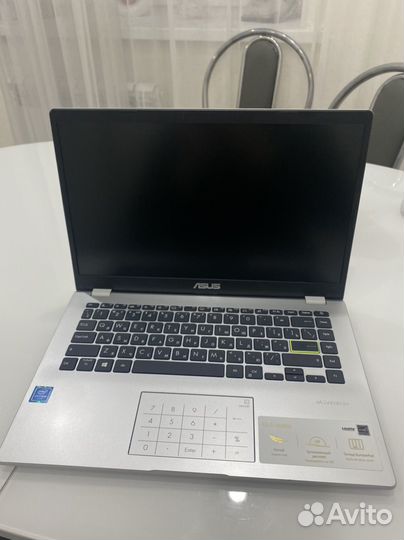 Ноутбук asus vivobook