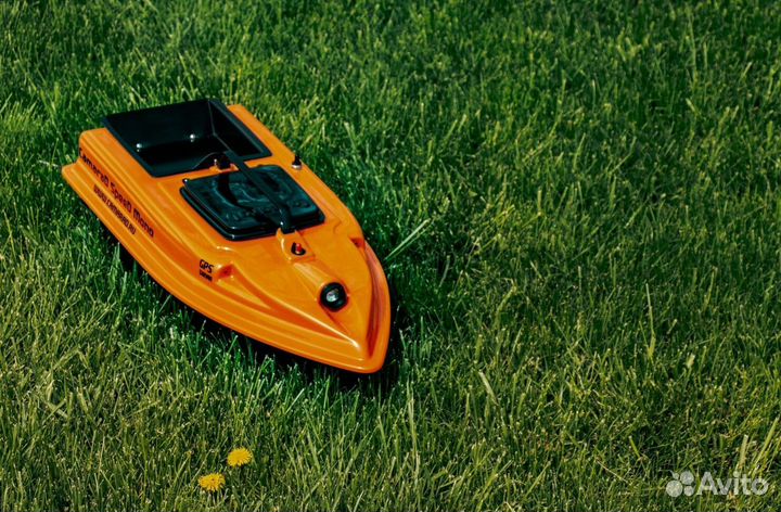 Прикормочный карповый кораблик CamaraD Mono