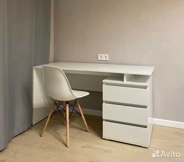 Компьютерный стол белый, рабочий стол