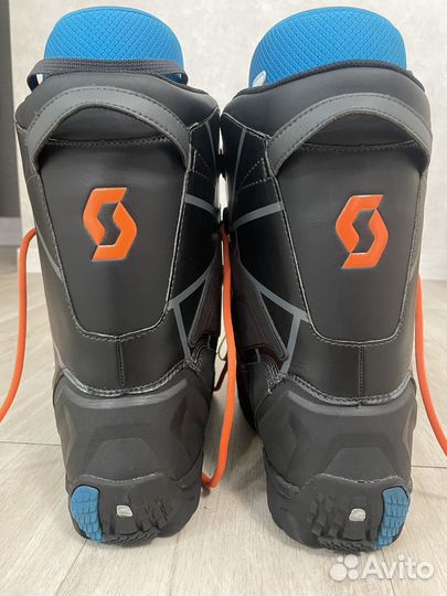 Ботинки для снегохода