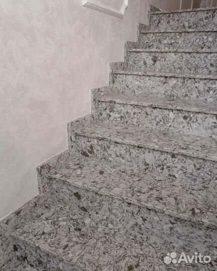 Лестница из акрила