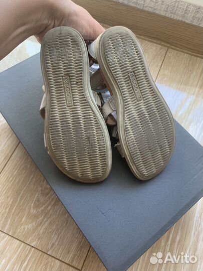 Сандалии для девочки ecco 27 размер