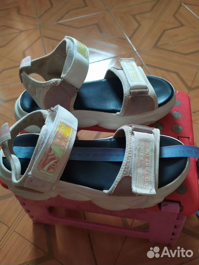 Босоножки, слипоны, Crocs на девочку. Размер 36