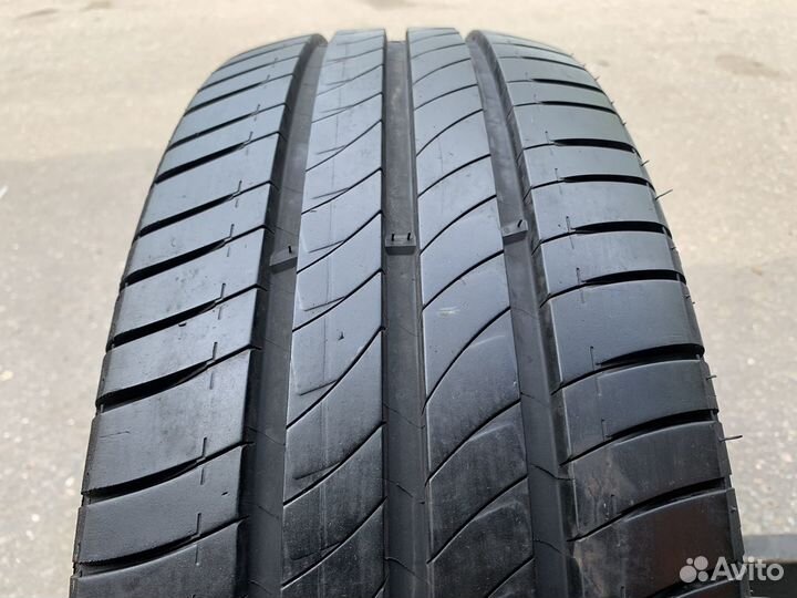 Michelin Agilis 235/35 R16C