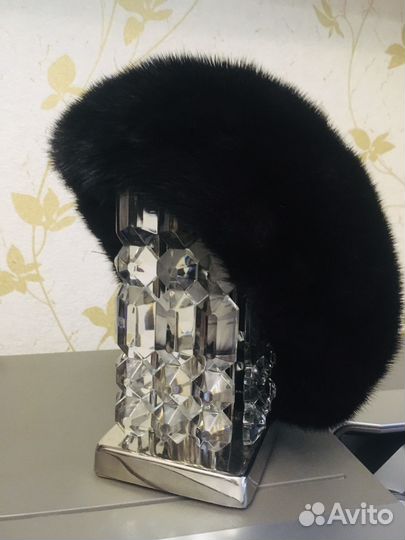 Берет женский норковый