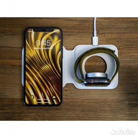 Apple MagSafe Duo Charger