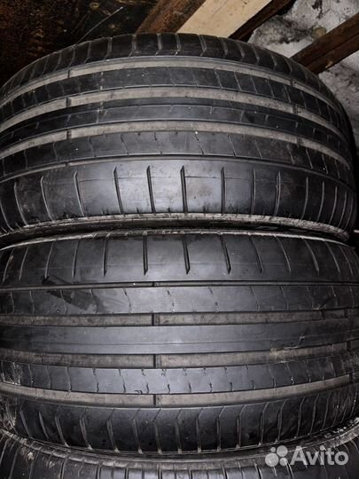 Pirelli P Zero 285/40 R23 и 325/35 R23