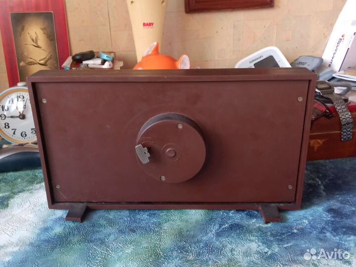 Настольные часы молния СССР