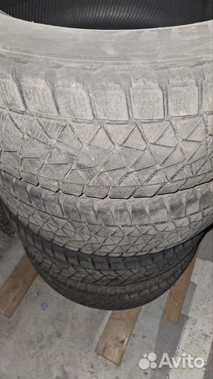 Bridgestone Blizzak DM-V2 225/65 R17 102H