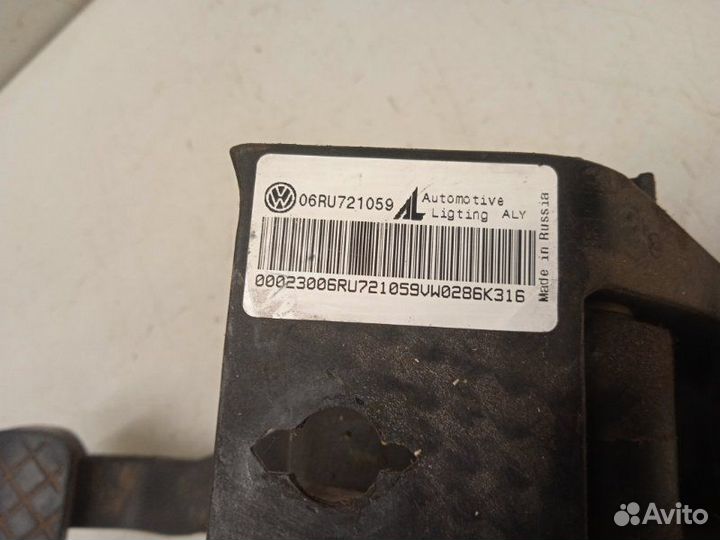 Педаль сцепления Volkswagen Polo 1.6 2013