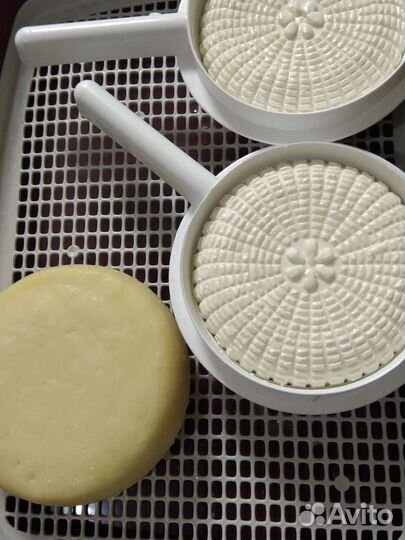 Козье молоко,куриные яйца