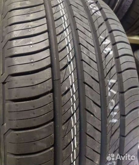Kumho Crugen HP71 215/70 R16