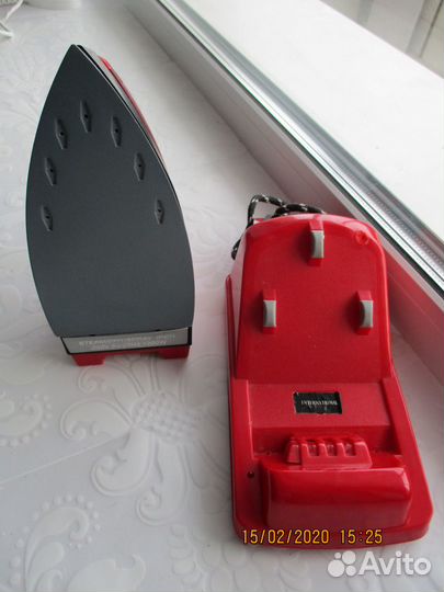 Утюг электрический безшнуровой б/у