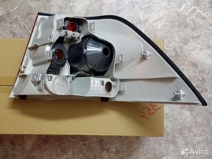 Фонарь задний левый Опель Астра н h Седан 04-2010