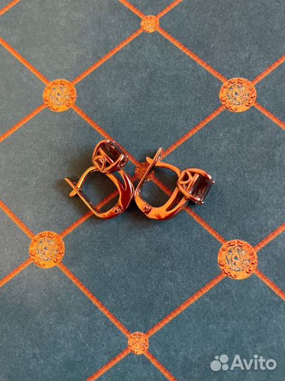 Золотые сережки