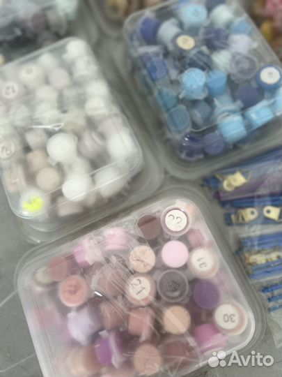 Краска акриловые пакетом остатки и кисти новые