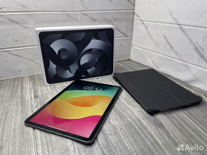 Планшет Apple iPad Air 2022 64Gb Wi-Fi + Cellular