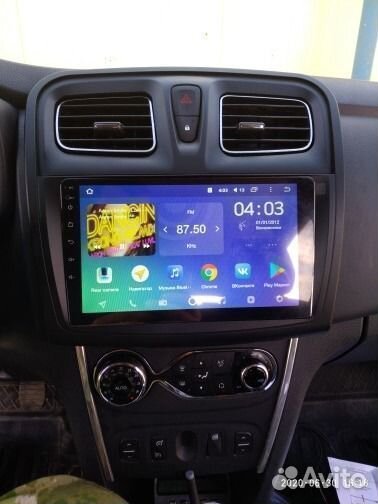 Магнитола на Renault Logan Sandero с камерой