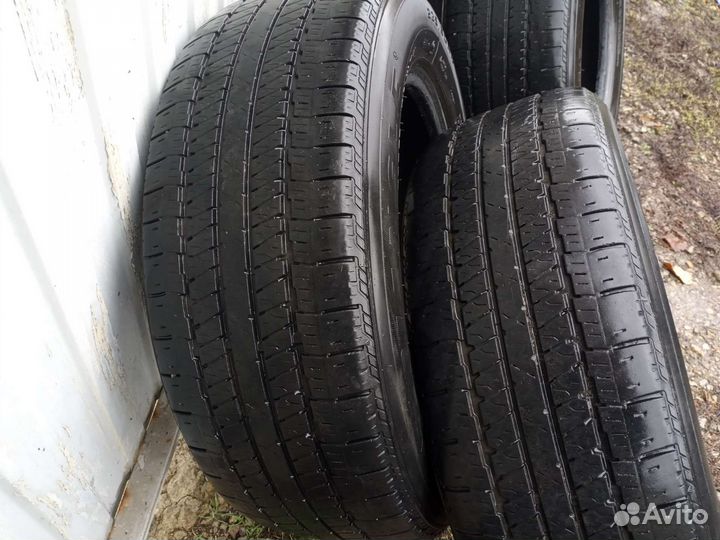 Triangle TR257 235/60 R17