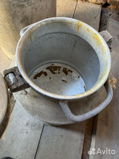 2 бидона 20-50 л