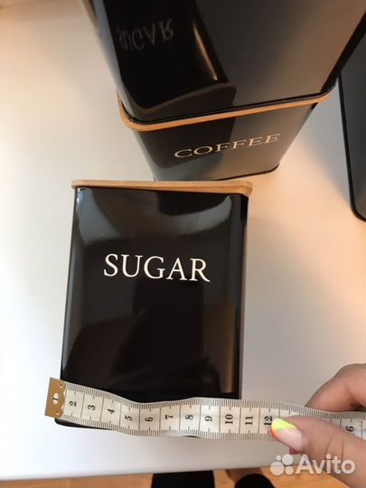 Набор хлебница и 3 банки