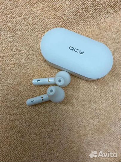 Новые беспроводные наушники QCY T3