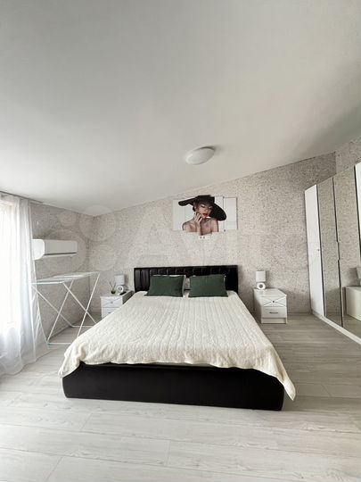 Комната 25 м² в 5-к., 3/3 эт.