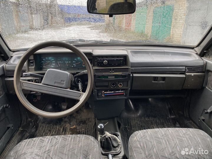 ВАЗ 21099 1.5 МТ, 1997, 100 000 км