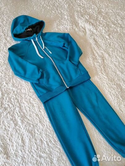 Школьные и спортивные вещи на мальчика