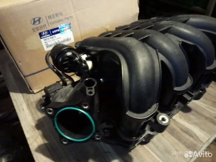 Впускной коллектор Kia Hyundai 1.4 G4LC 2831003810