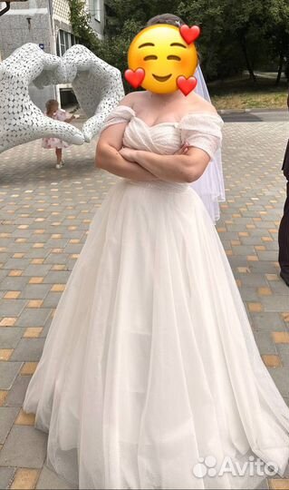 Свадебное платье