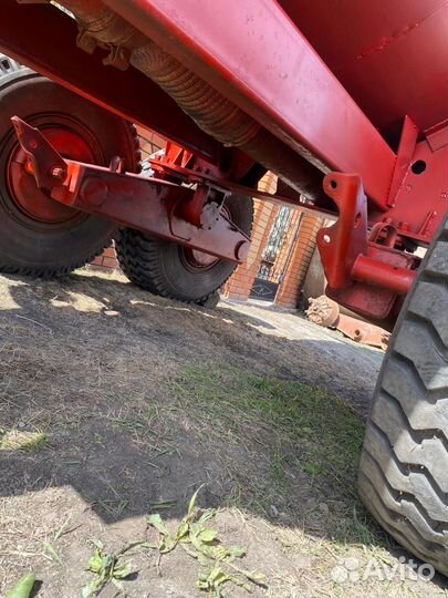 Разбрасыватель удобрений БобруйскАгромаш РЖТ-8, 2010