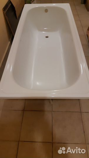 Ванна стальная эмалированная белая новая