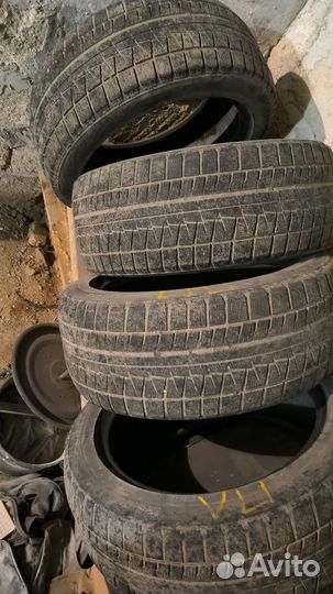 Bridgestone Blizzak Ice 225/50 R17