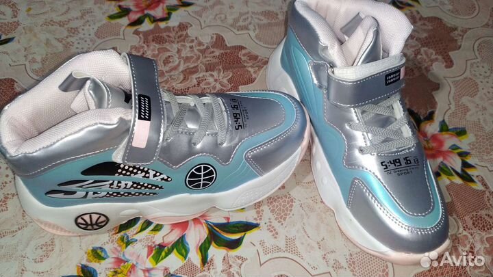Кроссовки детские для девочек