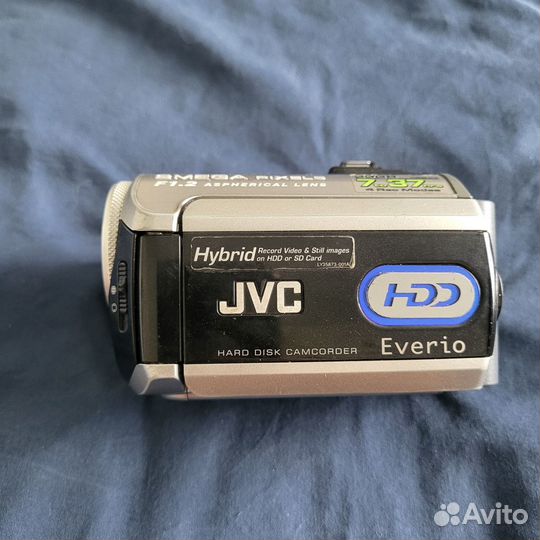 Видеокамера JVC