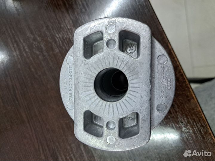 Гидроопора Audi q7 07-15