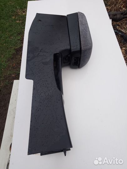 Подлокотник бардачок Nissan