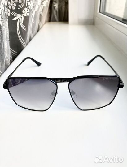 Очки Balenciaga металлические зеркальные